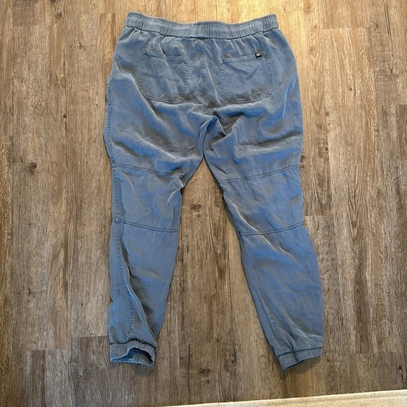 TEN TREE JOGGERS SIZE(XL) - Picture 4 of 5